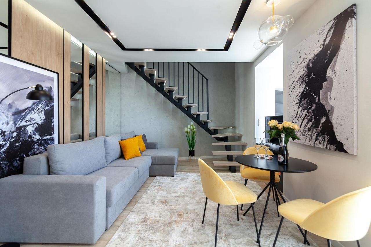 Royal Vip Jacuzzi Apart Lviv Luaran gambar