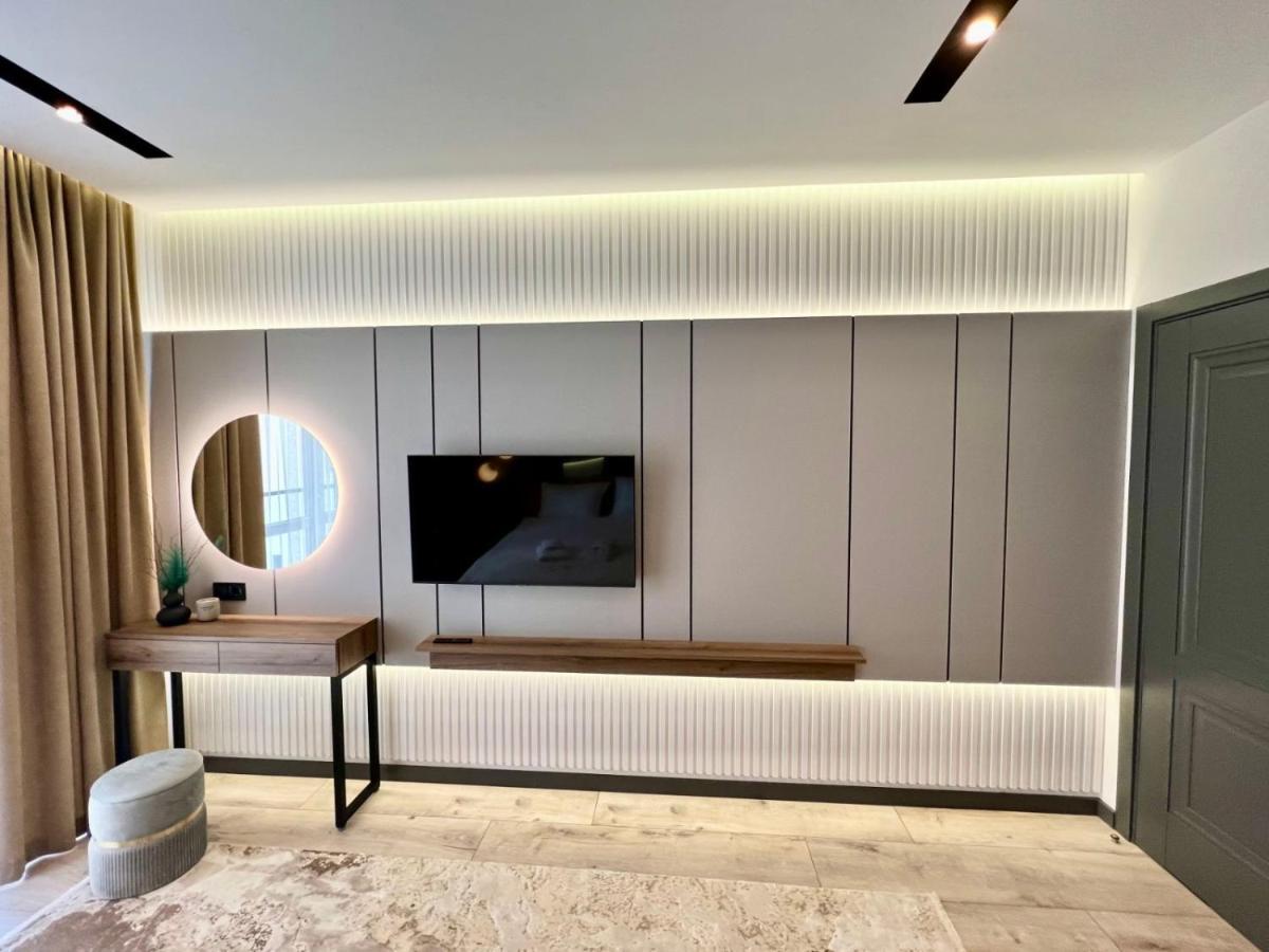 Royal Vip Jacuzzi Apart Lviv Luaran gambar
