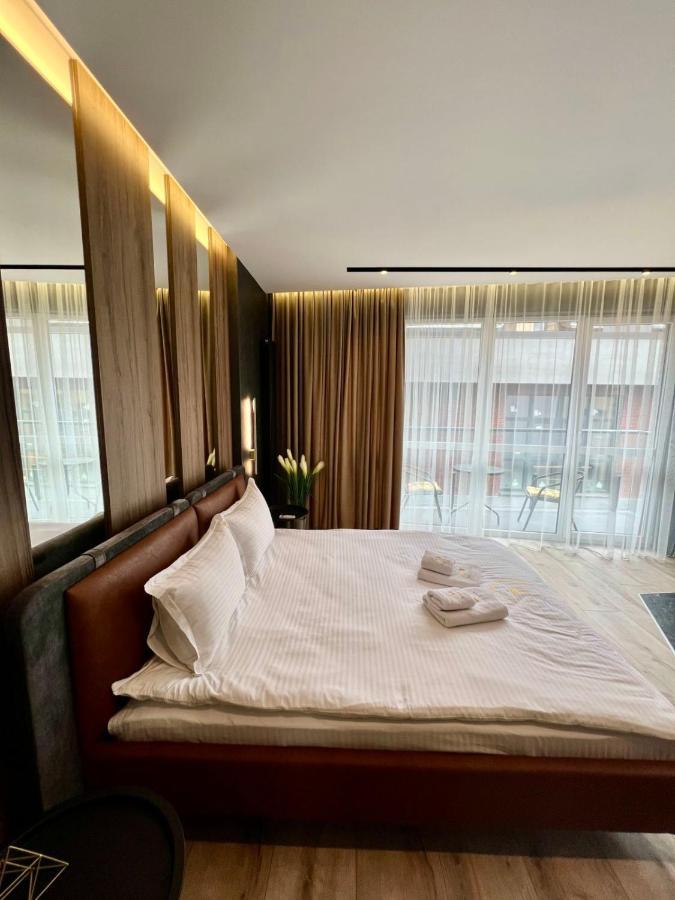 Royal Vip Jacuzzi Apart Lviv Luaran gambar