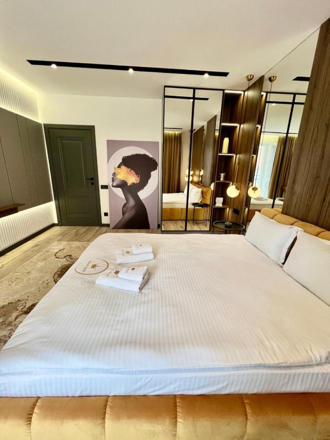 Royal Vip Jacuzzi Apart Lviv Luaran gambar
