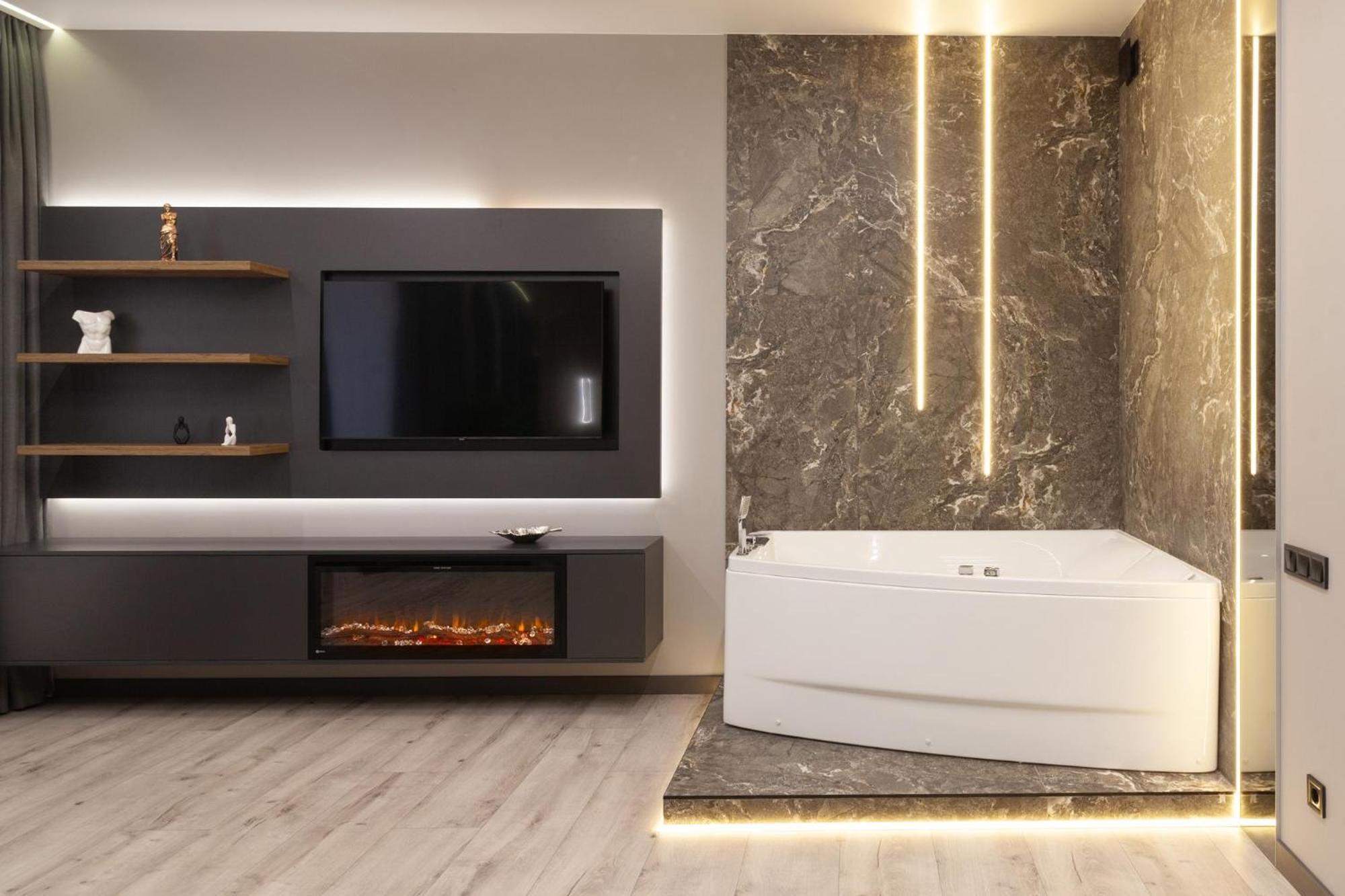 Royal Vip Jacuzzi Apart Lviv Luaran gambar