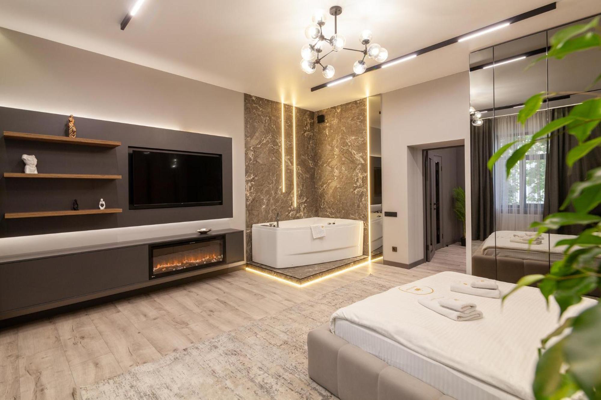 Royal Vip Jacuzzi Apart Lviv Luaran gambar